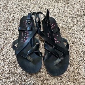 Woman’s Sandals - black